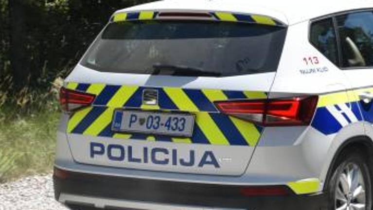 V Kopru prišlo do ropa