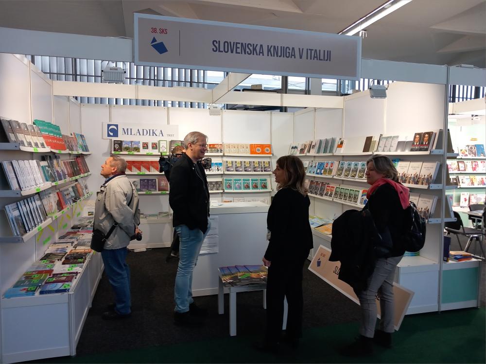 Pričel se je slovenski knjižni sejem