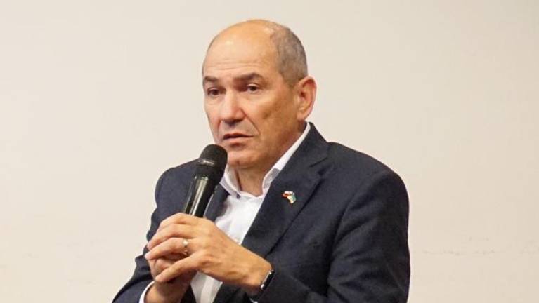 V državni zbor vložili kandidaturo Janše za predsednika vlade