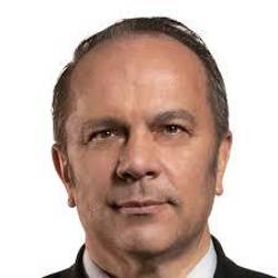 Branko Grims (SDS) je Mladino tožil, ker je fotografijo njegove družine objavila poleg fotografije družine nacističnega ministra za propagando Josepha Goebbelsa