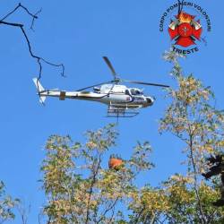 Na nebu nad Repnom in Colom se je danes zjutraj vnovično pojavil helikopter