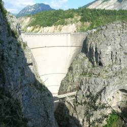 Jez v Vajontu, nema priča tragedije iz leta 1963, ki je terjala skoraj 2000 smrtnih žrtev