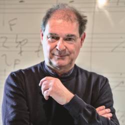 Stefano Sacher si je v času EPK z ustvarjalci, s katerimi je že sodeloval, zamislil lirični muzikal (ERIKA BUROLO)