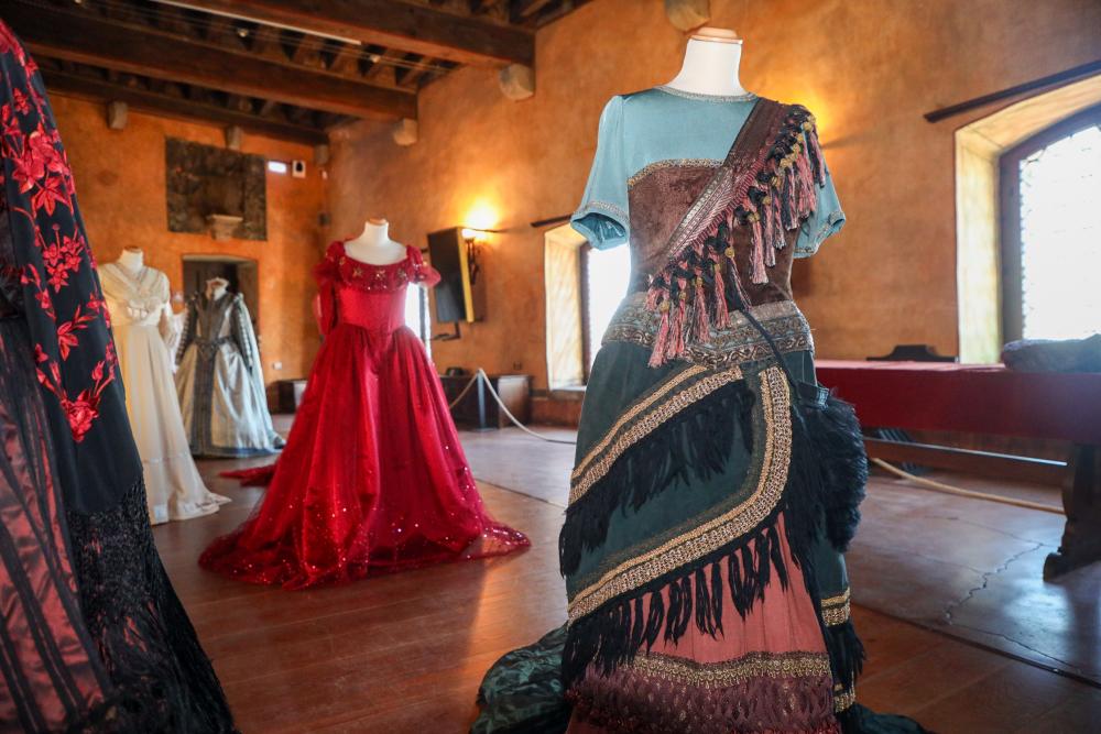 Iz milanske Scale na goriški grad