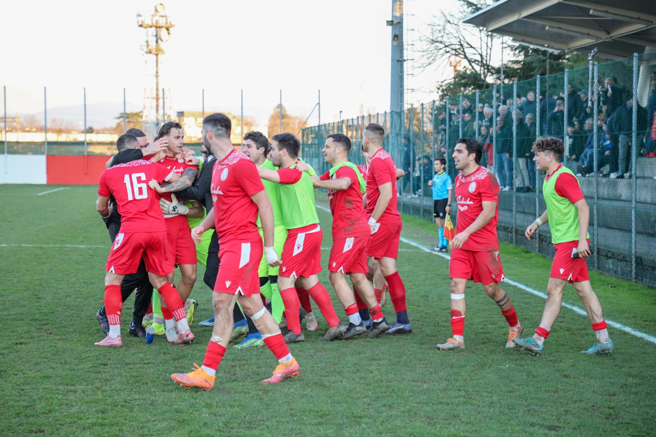 Juventina v sodnikovem dodatku do zmagovitega zadetka