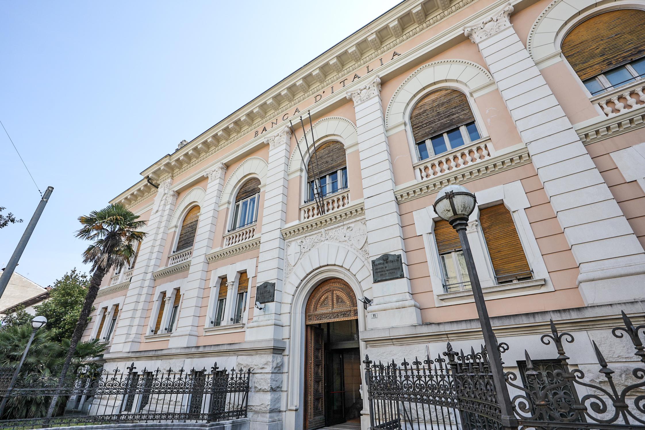 Dežela FJK prevzele goriški sedež Banke Italije (FOTO)