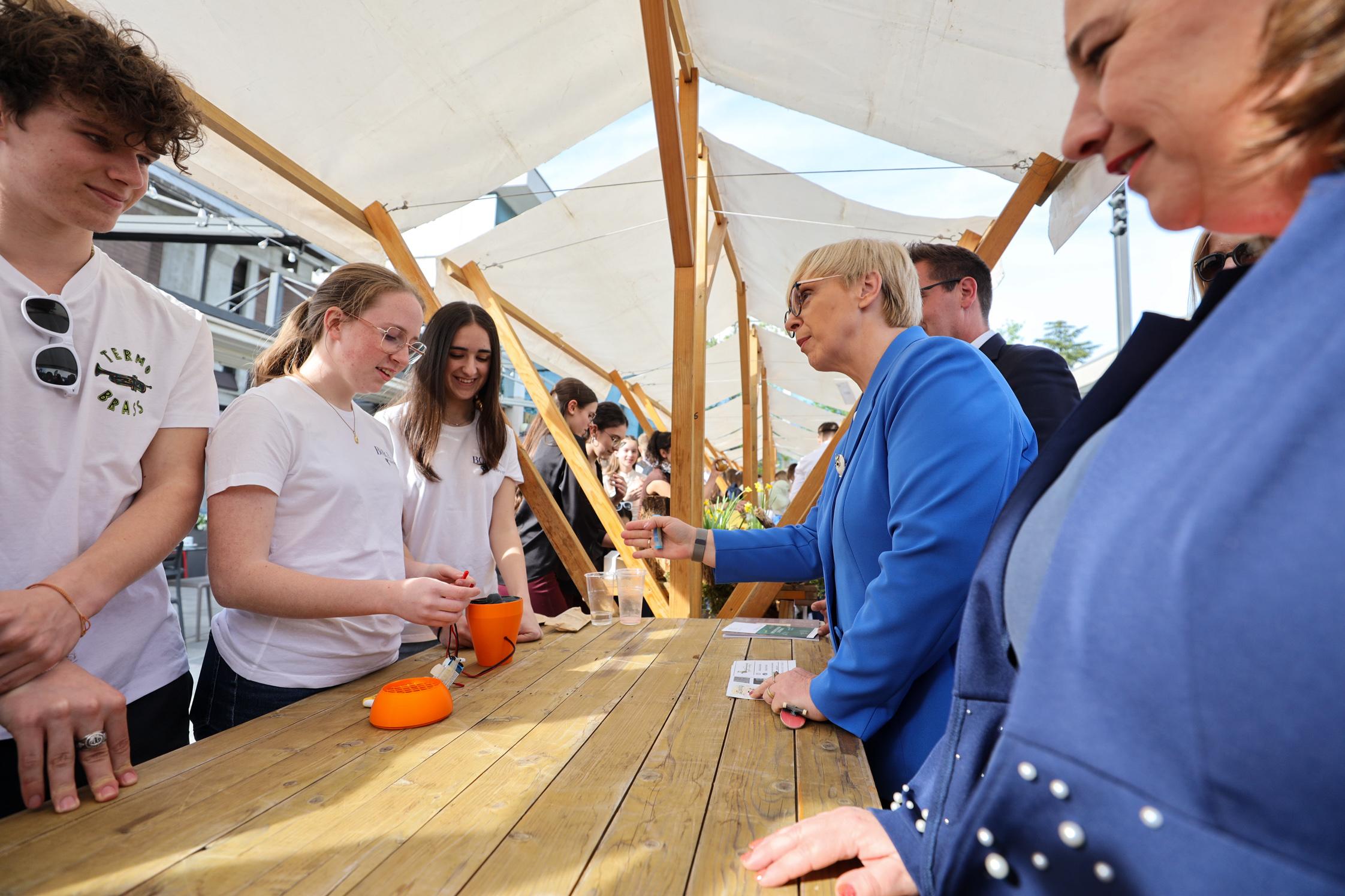 Predsednico nagovorili tudi tržaški dijaki (video)