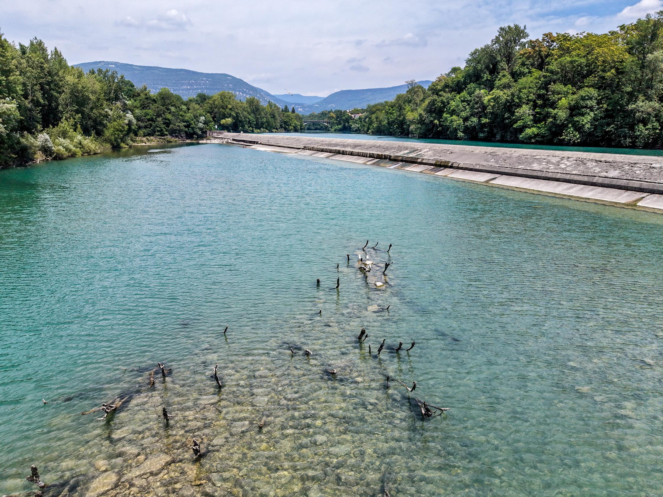 Naplavine za solkanskim jezom novi okoljski vozel za reko Sočo