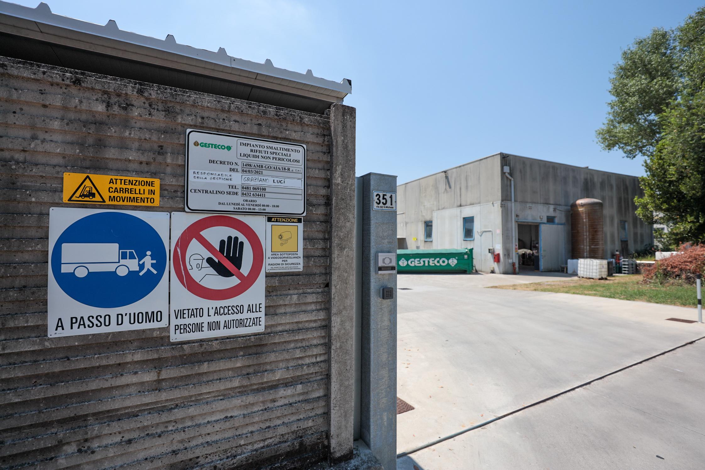Zahtevajo skupni pregled izvora smradu