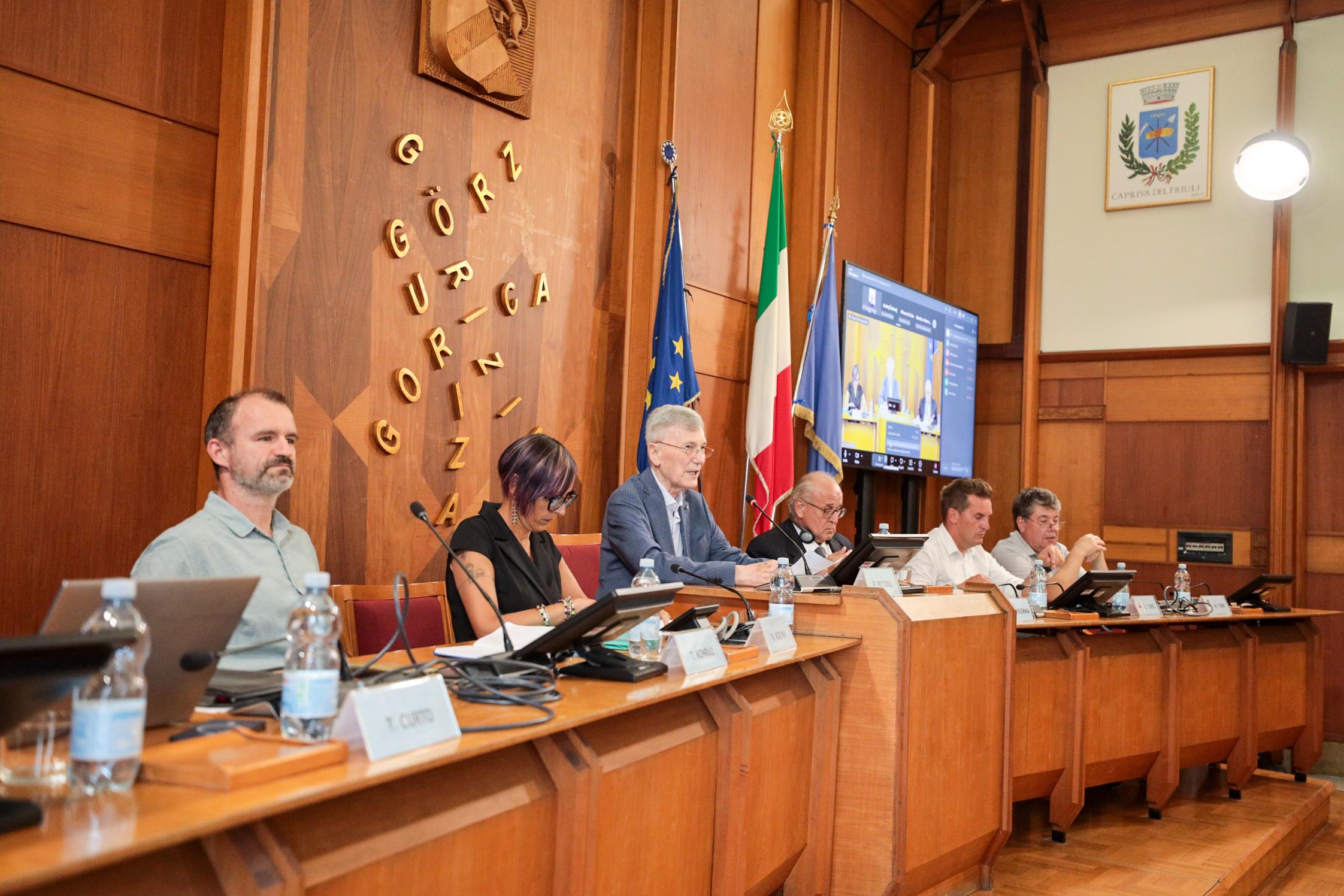 Novo vodstvo bodo imenovali septembra