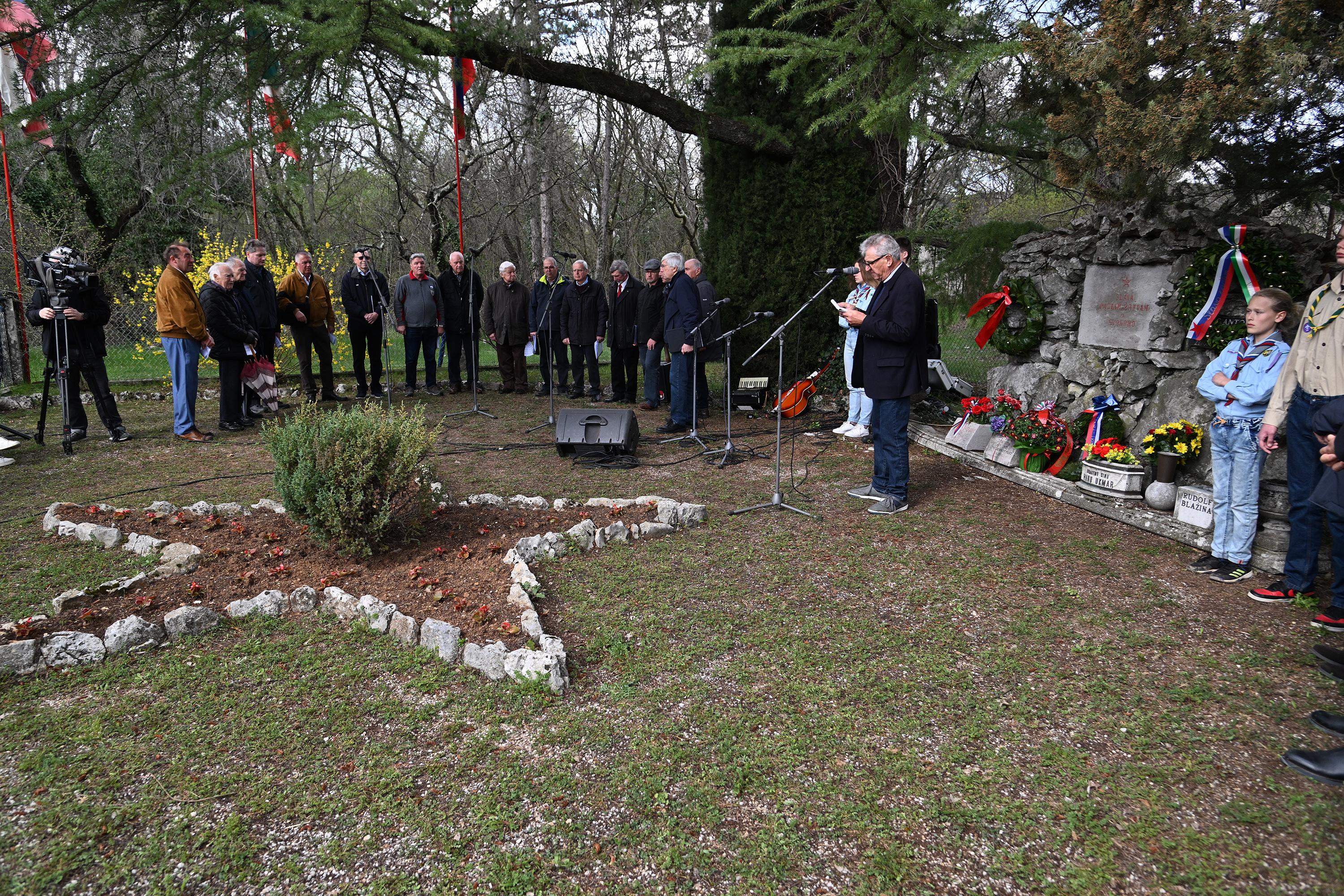 Na Opčinah spomin na žrtve krvave pomladi 1944