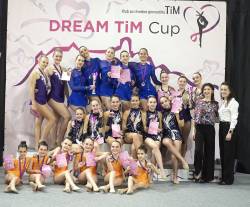 Borove ritmičarke na prvi tekmi v Ljubljani (DRUŠTVENI ARHIV)