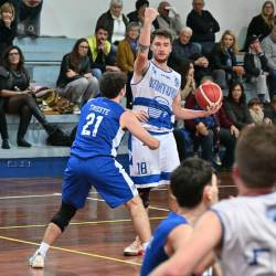 Kontovelov košarkar Aleksander Daneu (FOTODAMJ@N)