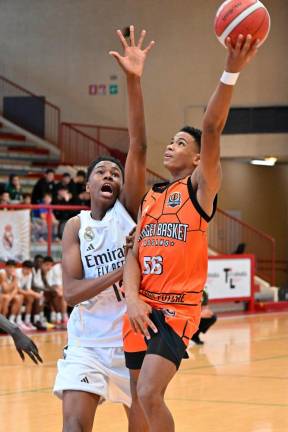 Četrta izvedba turnirja No Borders Euro Cup vsestransko uspela