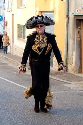 Sprehod otrok in varušk