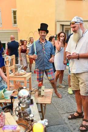 Dizajnerji, obrtniki in umetniki na sejmu Barbacan Produce