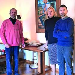 Sergij Premru s predsednico NŠK Marizo Skerk in zgodovinarjem Štefanom Čokom (NŠK)