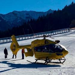 Mlado smučarko so s helikopterjem prepeljali v bolnišnico (IL FRIULI)