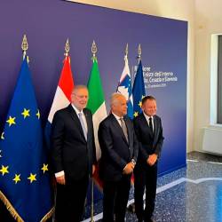 Notranji ministri Davor Božinović, Matteo Piantedosi in Franci Matoz (A.V)