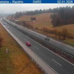 Odsek med Postojno in Razdrtim na primorski avtocesti danes ob 12. uri (DARS)