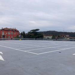 Prvo nadstropje nove parkirne hiše (FOTO F.S.)