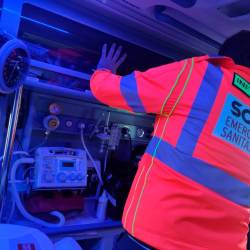 Poškodovano osebo so prevzeli v oskrbo reševalci deželne službe za nujno medicinsko pomoč (ARHIV)