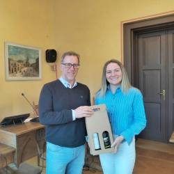 Miljski župan Paolo Polidori in nova lstnica miljskega gradu Federica Alessi