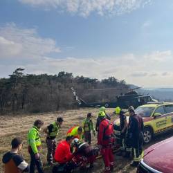 Pri reševanju so sodelovali slovenski in italijanski reševalci