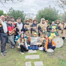 Nabrežinsko godbo tudi na pustnem koledovanju zvesto spremlja Primorski dnevnik. <i>(Nadja Doljak)</i>