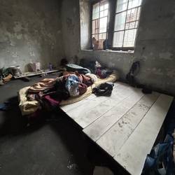 Ležišče, na katerem je Sunila Tamanga v soboto obšla usodna slabost