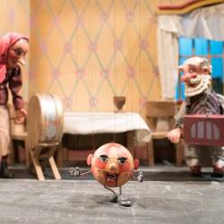 Prizor igre Žogica marogica