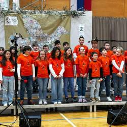 Doberdobski otroci v Novi Gorici (L.F.)