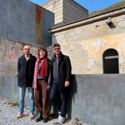 Veronika Vascotto med kolegoma kuratorjema južnotirolskega bienala (Fort 2026)