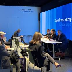 Trojica je spregovorila pred prijatelji čezmejne stvarnosti in diplomati