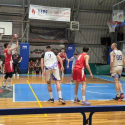 Fotografija s tekme Bora v športni dvorani Bojana Pavletiča na Stadionu 1. maja v Trstu