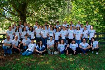 Udeleženci, trenerji in organizatorji izobraževalnega tečaja Development v Žabnicah