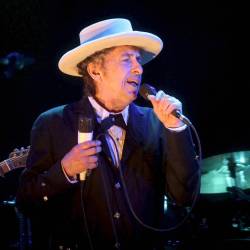 Bob Dylan se v Slovenijo vrača po enajstih letih v okviru svoje odmevne turneje Rough and Rowdy Ways Tour