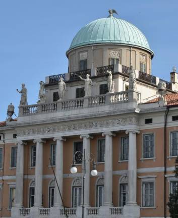 Usoda palače Carciotti bo znana šele čez 30 dni