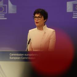 Komisarka Marta Kos je predstavila stanje širitve EU, Bruselj poziva Kijev k obrnitvi negativnih trendov (ANSA)