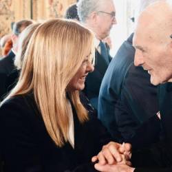 Giorgia Meloni se je na kvirinalu rokovala tudi s Samijem Modianom, ki je preživel grozote Auschwitza