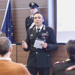 Gianluca Migliozzi je akcijo karabinjerjev predstavil na pokrajinskem poveljstvu