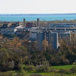 Kaj povzroča smrad? Je morda zanj kriva štivanska papirnica (FOTODAMJ@N)