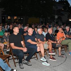 Projekcije filma in pogovora se je udeležilo veliko število ljudi (FOTODAMJ@N)