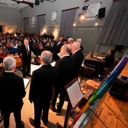 Številni so bili prijatelji in znanci, ki so se poklonili spominu Stanke Hrovatin (FOTODAMJ@N)