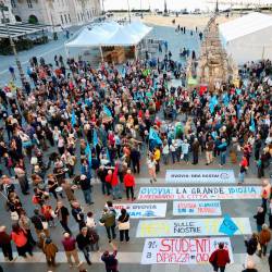 Eden od shodov proti žičnici, ki ga je lani spomladi priredil odbor No Ovovia (FOTODAMJ@N)
