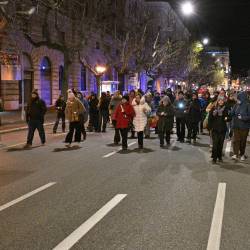 Množica v Ulici Carducci