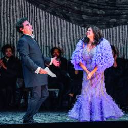 Opera Potovanje v Reims je postavljena kot jubilejna zabava v čast pevke Cecilie Bartoli (MARCO BORRELLI)