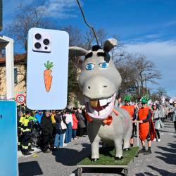 Bazovica: A.I, A.I., A.I., umetna inteligenca napreduje, razum z osli na počitnice potuje