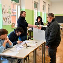 Na volišču v Rojanu v Trstu (FOTODAMJ@N)