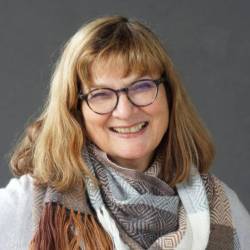Pesnica Alenka Jensterle Doležal